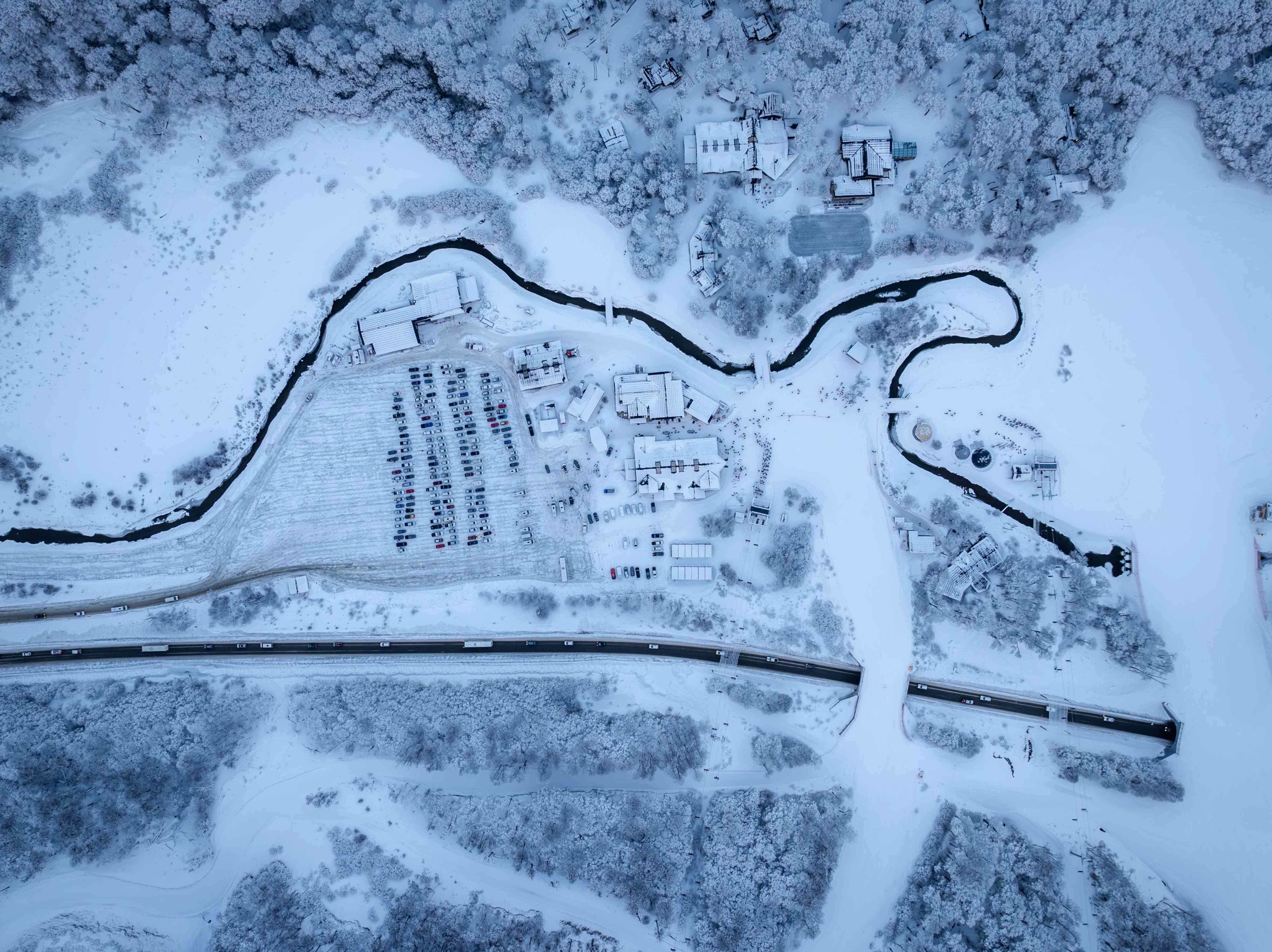 <span class="tit_secc">MONTAÑA</span>Estacionamiento